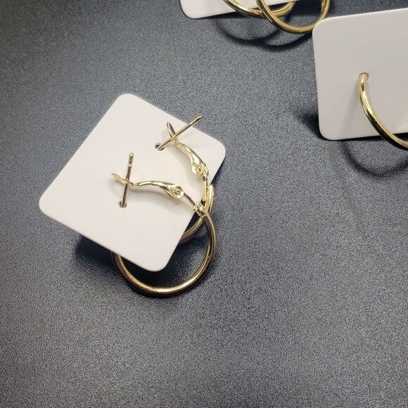 𝅺small gold hoop Earrings - Picture 2 of 4